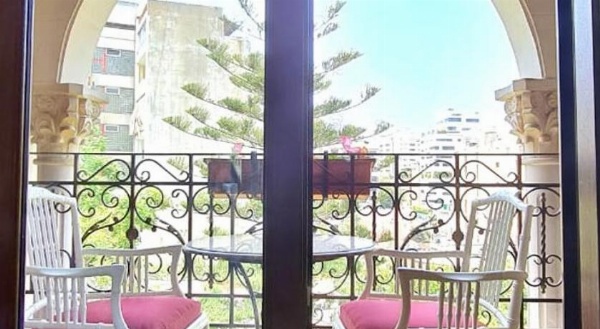 Q Hotel image 8