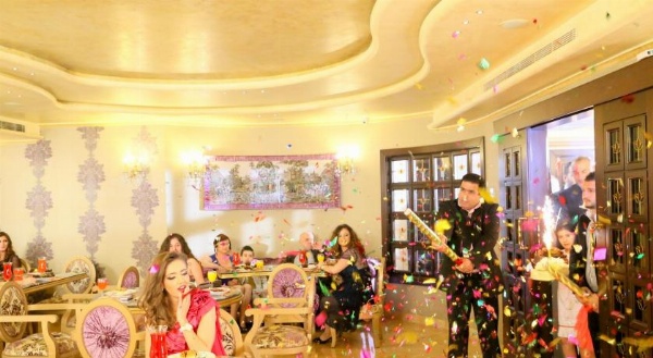 Q Hotel image 9